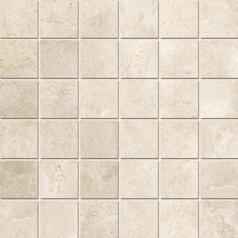 Mosaikfliesen in hellem Beige mit Natursteinoptik.