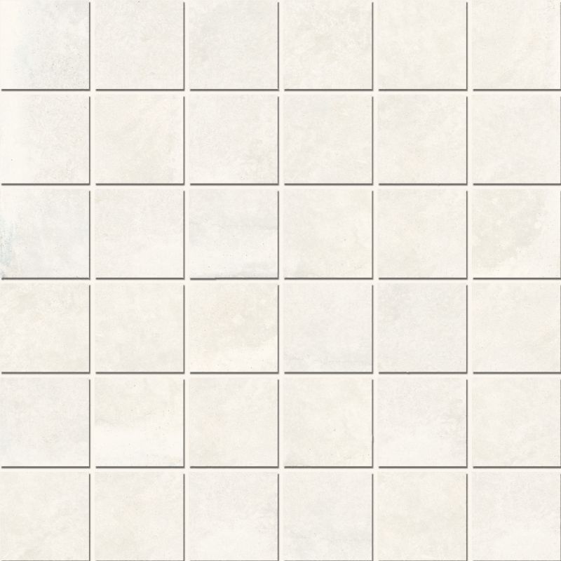 Helle, quadratische Fliesen mit dezenter Struktur für Innen- und Außenbereiche.