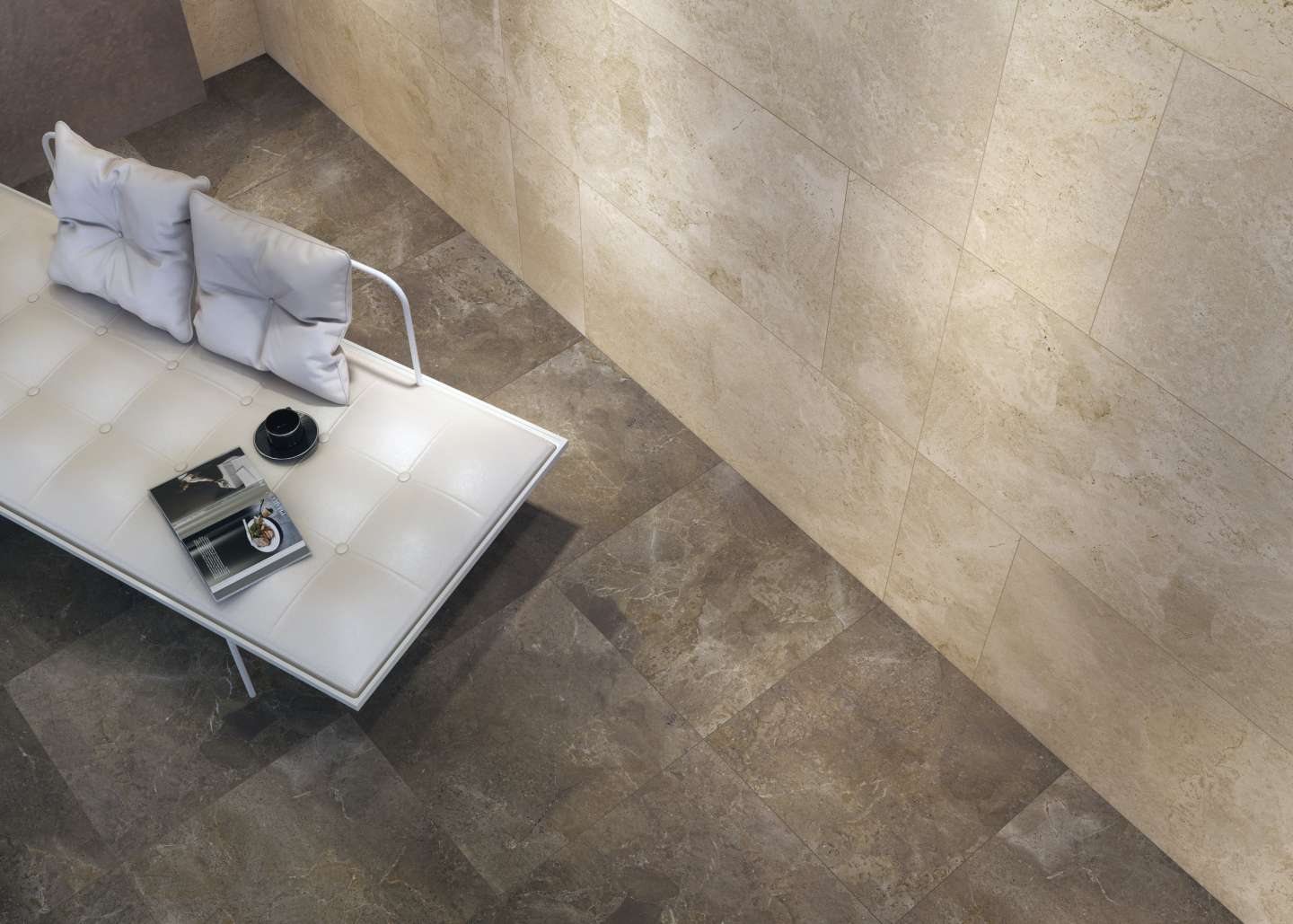 Hochwertige Boden- und Wandfliesen in kontrastierenden Farbtönen für ein elegantes Zuhause.